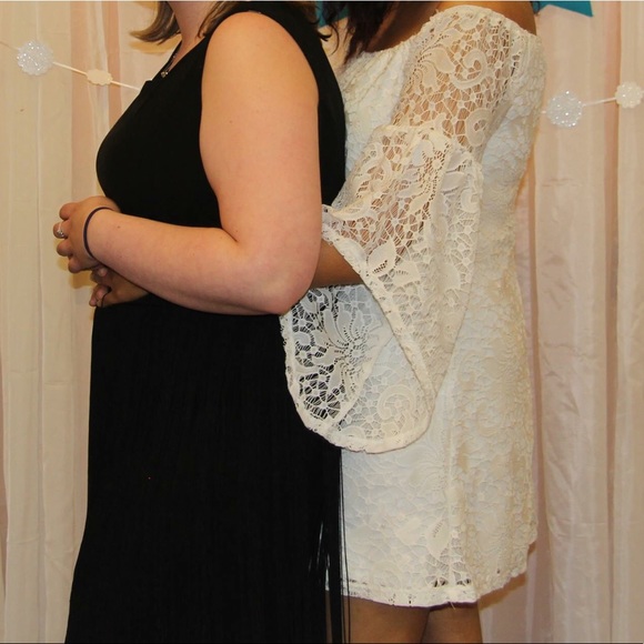 Boho lace off the shoulder dress - Picture 3 of 5